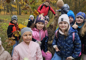 „Jesień jest piękna”- wycieczka do parku- grupa VI