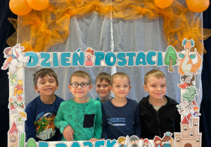 Dzień Postaci z Bajek- grupa VII