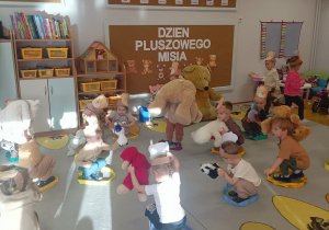 Światowy Dzień Pluszowego Misia w gr. I