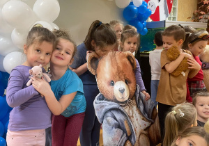 Zadaniowy Dzień Pluszowego Misia w grupie III