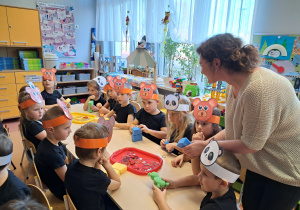 "Czy to jutro, czy to dziś, wszystkim jest potrzebny MIŚ" - Światowy Dzień Pluszowego Misia w grupie IX