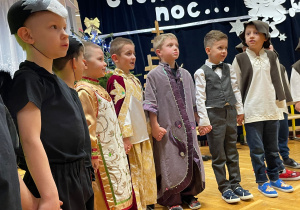 „Nieśmy dobrą nowinę..”- jasełka bożonarodzeniowe w grupie VI