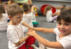 Zajęcia prowadzone metodą Ruchu Rozwijającego wg. Weroniki Sherborne- grupa VII