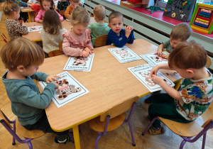 „Grafomotoryka w zabawach ukryta”- innowacja pedagogiczna w grupie I - część 1