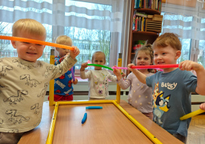 „Grafomotoryka w zabawach ukryta”- innowacja pedagogiczna w grupie I - część 1