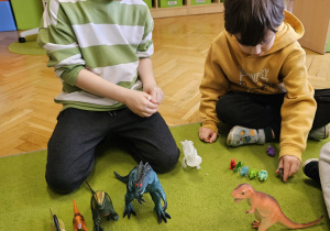 Świętujemy "Dzień Dinozaura" w grupie VI