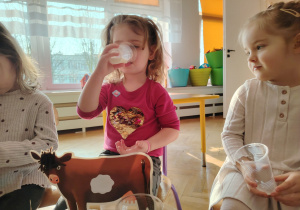 Mali odkrywcy - projekt edukacyjny "MLEKO" w grupie I