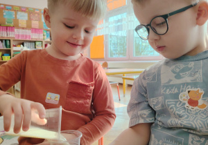 Mali odkrywcy - projekt edukacyjny "MLEKO" w grupie I