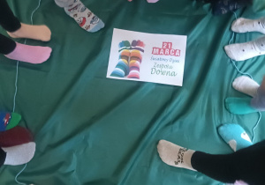 Dzień kolorowej skarpetki w gr II