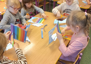 Projekt edukacyjny pt. "Kolorowa wiosna" w grupie II