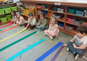 Projekt edukacyjny pt. "Kolorowa wiosna" w grupie II