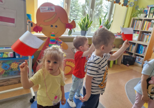 Majowe Święta tuż tuż - krótka lekcja patriotyzmu w grupie X
