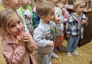 Majowe Święta tuż tuż - krótka lekcja patriotyzmu w grupie X