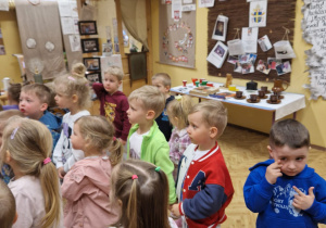 Majowe Święta tuż tuż - krótka lekcja patriotyzmu w grupie X