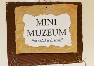 Święta Narodowe i wizyta w przedszkolnym Muzeum- gr.XI