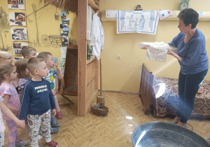 „Kto Ty jesteś? Polak mały …” – projekt edukacyjny w gr. XII