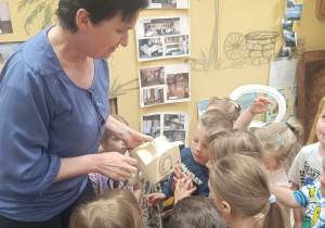„Kto Ty jesteś? Polak mały …” – projekt edukacyjny w gr. XII