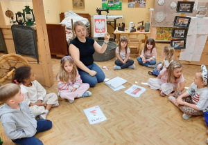 „Polska - mój dom” – projekt edukacyjny w grupie IV