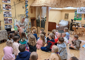 Projekt edukacyjny w grupie IX : „ Polska mój dom - na szlaku historii”