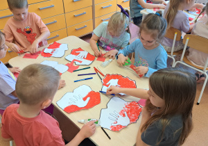 Projekt edukacyjny w grupie IX : „ Polska mój dom - na szlaku historii”