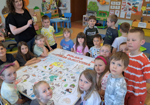 Projekt edukacyjny w grupie IX : „ Polska mój dom - na szlaku historii”