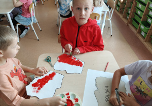 Projekt edukacyjny w grupie IX : „ Polska mój dom - na szlaku historii”