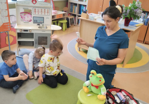 Kto nam pomoże? - PIELĘGNIARKA …. c d projektu edukacyjnego w gr .X