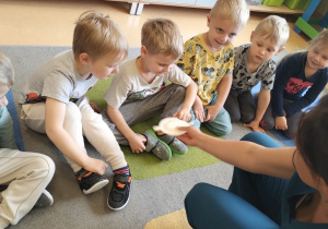 Kto nam pomoże? - PIELĘGNIARKA …. c d projektu edukacyjnego w gr .X