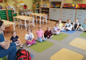 Kto nam pomoże? - PIELĘGNIARKA …. c d projektu edukacyjnego w gr .X