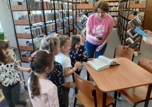 Wizyta w bibliotece - grupa IV