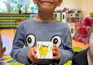 Grupa V w świecie emocji kolorowego potwora.