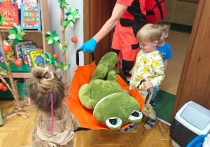 „Na ratunek Żabci!”- czyli spotkanie z Ratownikiem Medycznym w grupie I
