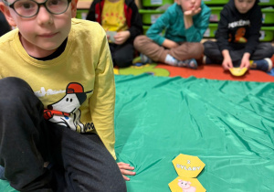 "W królestwie pszczół"- Dzień pszczoły grupa VII