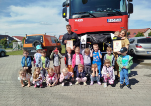 Wycieczka do sali edukacyjnej "OGNIK" Komendy Miejskiej Państwowej Straży Pożarnej w Koninie- gr. XII