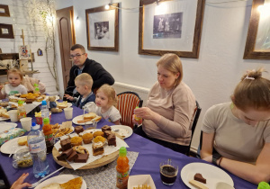 Rodzinny Dzień Dziecka w ŻArtowni Zbiersk – grupa X