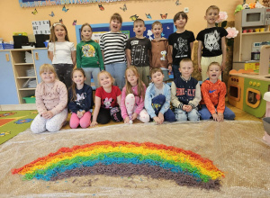 „Wiosenne zabawy sensoryczne” - grupa IV i VII