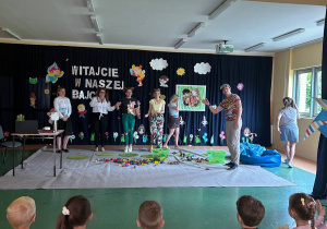"Rodzice - dzieciom" czyli bajkowy Dzień Dziecka