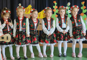 CZYTANIE ZBLIŻA – rodzinne spotkanie pełne wzruszeń i radości w grupie III