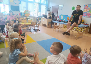 "Fizjoterapeuta...A kto to taki?"- czyli spotkanie w ramach preorientacji zawodowej w gr. XI i XII