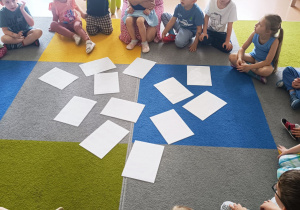 "Słowa mają moc!"- spotkanie z logopedą w ramach preorientacji zawodowej w gr. XII