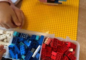 Podwodny świat z KidsLab w grupie IV