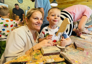 "Rodzina razem się trzyma" - wyjazd integracyjny gr. XI do ŻArtowni w Zbiersku