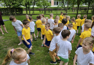 Zajęcia koleżeńskie oparte na metodzie Ruchu Rozwijającego Weroniki Sherborne- gr. IV, VI, VII