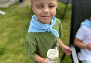 "Lody i książki"