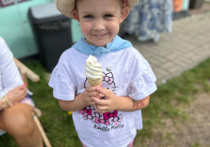 "Lody i książki"