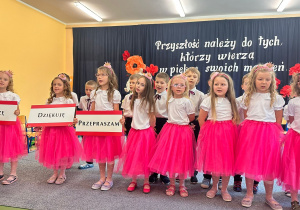 "Zostawiłeś ślad w tym Przedszkolu..." - Uroczystość Pożegnania Przedszkola w grupie IX