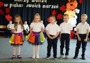 "Pożegnania nadszedł czas...." - grupa VI