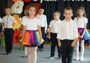 "Pożegnania nadszedł czas...." - grupa VI