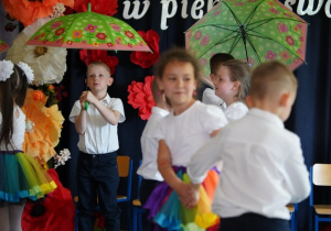 "Pożegnania nadszedł czas...." - grupa VI