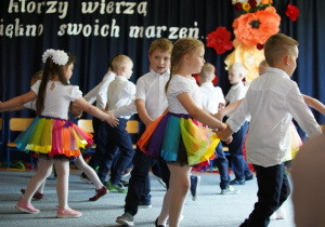 "Pożegnania nadszedł czas...." - grupa VI